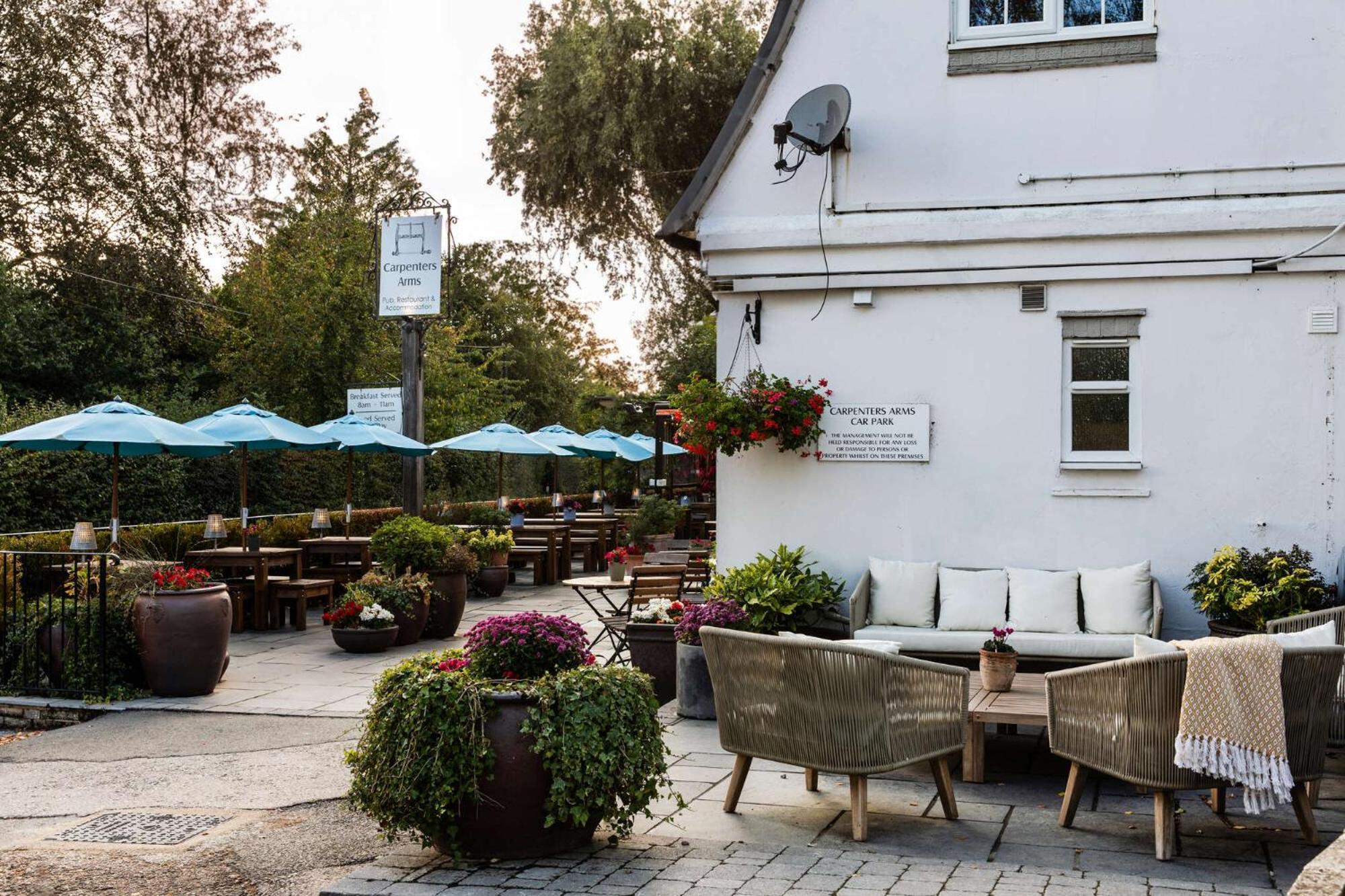 The Carpenters Arms Hotel Tonbridge Exterior photo